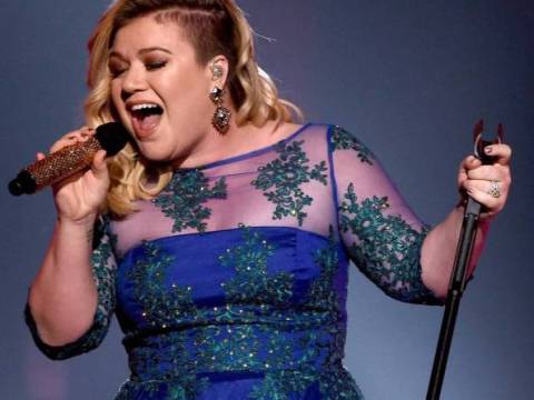 Kelly Clarkson Live 2015